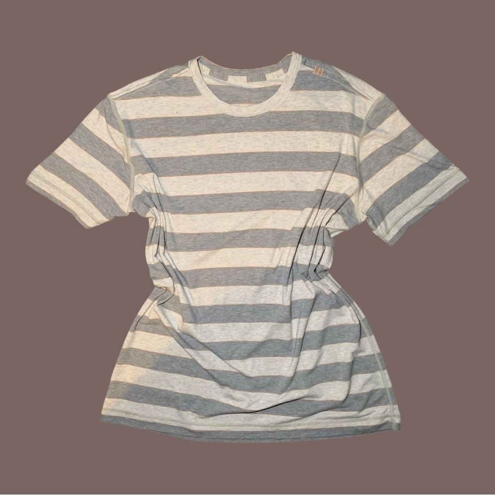 Lululemon Striped Gray and White Women's Top Sz NST